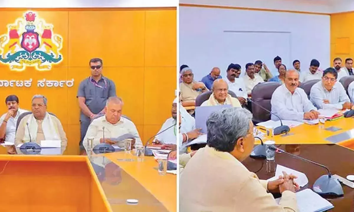 KSRTC वेतन संशोधन वार्ता विफल; बकाया और संशोधित वेतनमान को लेकर यूनियनें हड़ताल पर अड़ीं KSRTC वेतन संशोधन वार्ता विफल; बकाया और संशोधित वेतनमान को लेकर यूनियनें हड़ताल पर अड़ीं