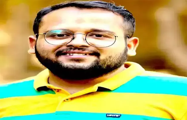 Narnail: कविता से बनाई अलग पहचान, ओशिन शुक्ला हुए सम्मानित Narnail: कविता से बनाई अलग पहचान, ओशिन शुक्ला हुए सम्मानित