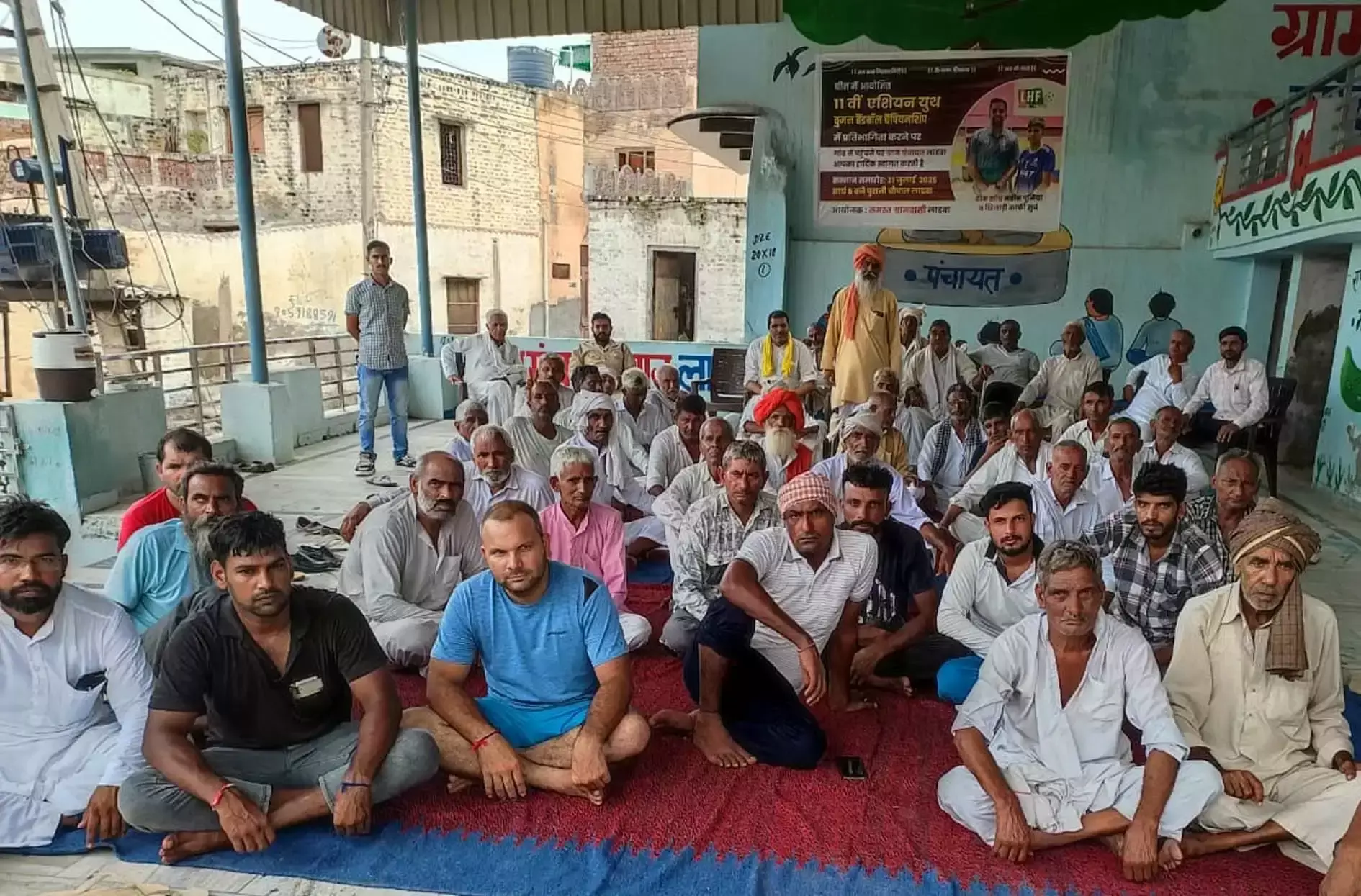 Hisar: हिसार में फसलों की तबाही पर गरमाया मामला Hisar: हिसार में फसलों की तबाही पर गरमाया मामला