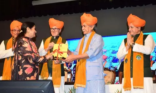 LG सिन्हा ने कृषि क्षेत्र में नवाचार के लिए ‘नारी शक्ति’ की प्रशंसा की LG सिन्हा ने कृषि क्षेत्र में नवाचार के लिए ‘नारी शक्ति’ की प्रशंसा की
