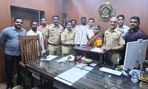 पनवेल में खोया बैग 12 घंटे में बरामद, ₹19.13 लाख के आभूषण मिले