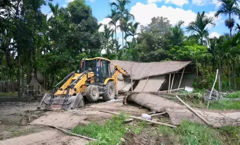 Assam में बेदखली अभियान पर ब्रेक, कोर्ट ने मांगा ज़मीन से जुड़ा स्पष्टीकरण Assam में बेदखली अभियान पर ब्रेक, कोर्ट ने मांगा ज़मीन से जुड़ा स्पष्टीकरण