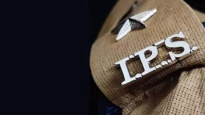 पुलिस प्रशासन ने 8 JKPS अधिकारियों को IPS में शामिल करने की प्रक्रिया शुरू की पुलिस प्रशासन ने 8 JKPS अधिकारियों को IPS में शामिल करने की प्रक्रिया शुरू की