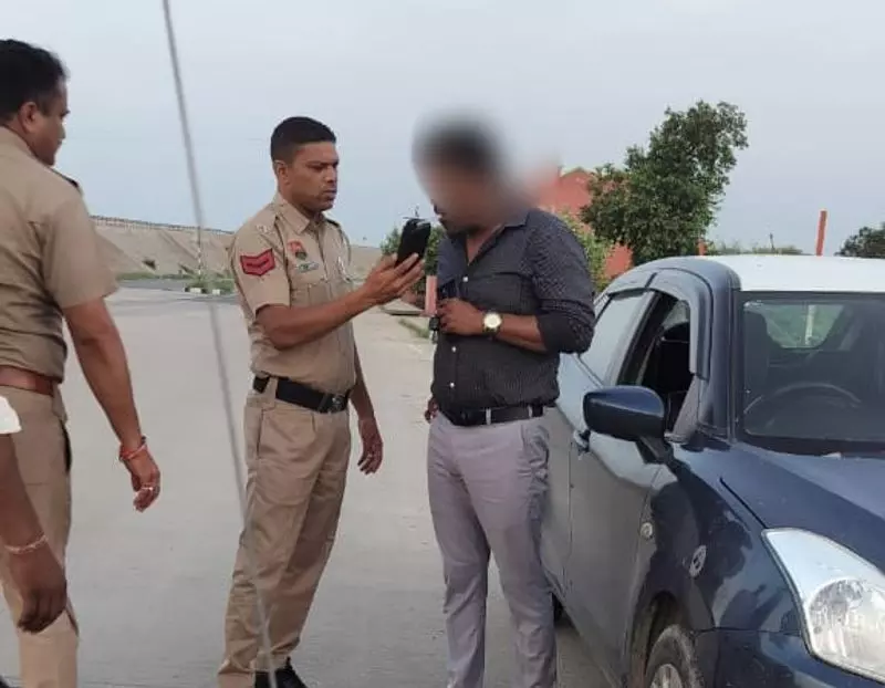 Haryana : झज्जर में गलत साइड ड्राइविंग प्रमुख उल्लंघन बना हुआ है Haryana : झज्जर में गलत साइड ड्राइविंग प्रमुख उल्लंघन बना हुआ है