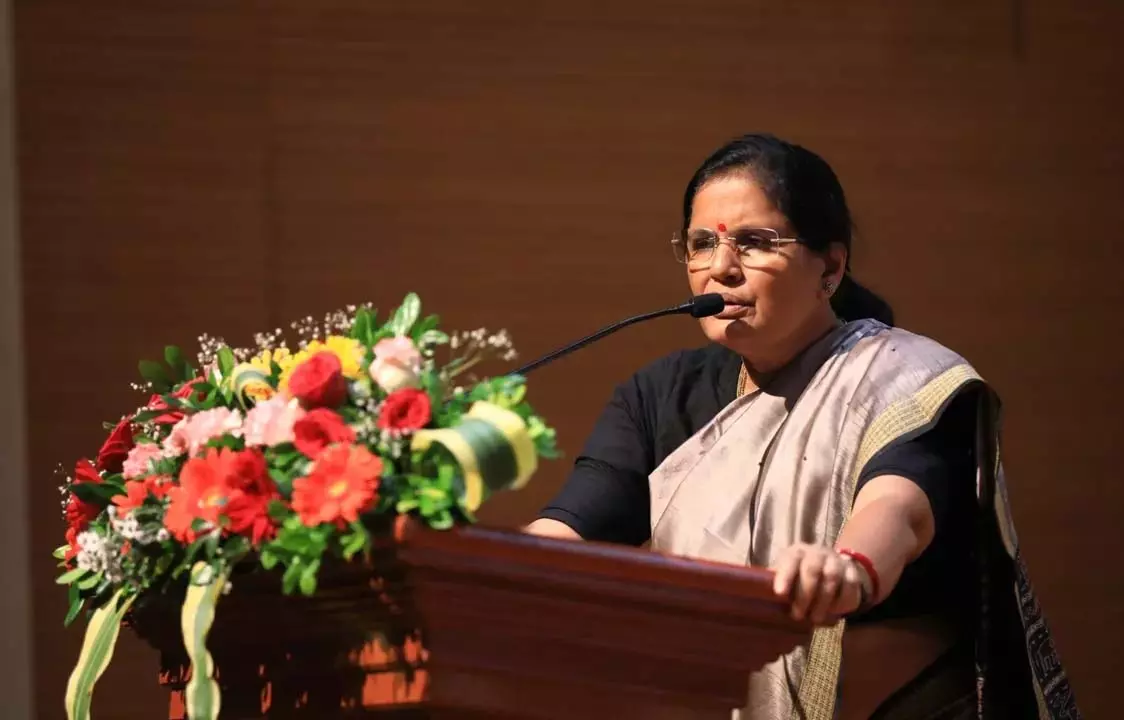 Odisha : सरकार सार्वजनिक स्थानों पर स्तनपान केंद्र खोलने पर जोर दे रही है Odisha : सरकार सार्वजनिक स्थानों पर स्तनपान केंद्र खोलने पर जोर दे रही है