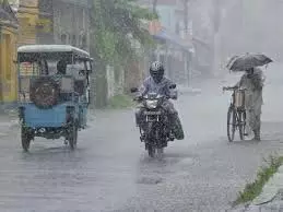 बारिश में सेफ्टी सबसे ज़रूरी, रामपुर में प्रशासन का अलर्ट बारिश में सेफ्टी सबसे ज़रूरी, रामपुर में प्रशासन का अलर्ट