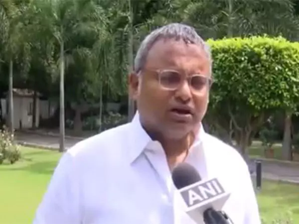 भारत को ट्रंप की आवेगी टैरिफ धमकी को बर्दाश्त नहीं करना चाहिए: कांग्रेस नेता कार्ति चिदंबरम भारत को ट्रंप की आवेगी टैरिफ धमकी को बर्दाश्त नहीं करना चाहिए: कांग्रेस नेता कार्ति चिदंबरम