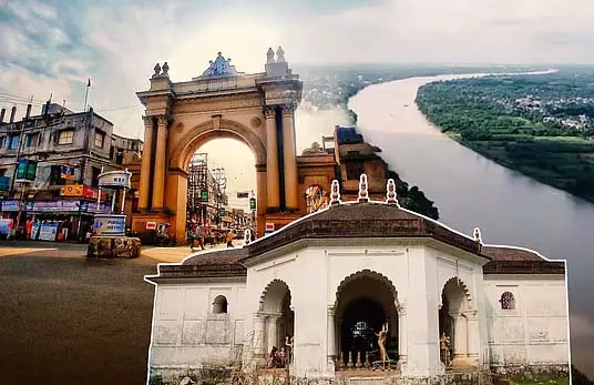 कीर्तिचंद की समाधि धीरे-धीरे मिट रही कीर्तिचंद की समाधि धीरे-धीरे मिट रही