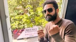 ऋतिक रोशन ने जूनियर एनटीआर को दिया वॉर 2 का जवाब ऋतिक रोशन ने जूनियर एनटीआर को दिया वॉर 2 का जवाब