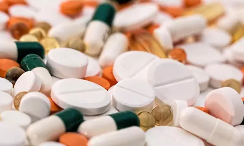 भारत में पेरासिटामोल दवा पर नहीं है बैन : अनुप्रिया पटेल भारत में पेरासिटामोल दवा पर नहीं है बैन : अनुप्रिया पटेल