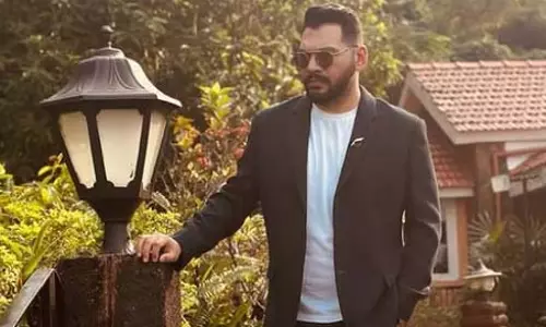 कॉमेडी मूवी बनाना चाहते हैं कायोज ईरानी, बोले- जरूरी नहीं हमेशा गंभीर फिल्में बनाऊं कॉमेडी मूवी बनाना चाहते हैं कायोज ईरानी, बोले- जरूरी नहीं हमेशा गंभीर फिल्में बनाऊं