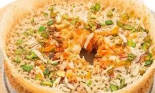 Rajasthani Rabri Ghevar : जानिए आसान रेसिपी और खास टिप्स Rajasthani Rabri Ghevar : जानिए आसान रेसिपी और खास टिप्स