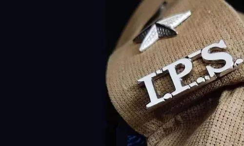 पुलिस प्रशासन ने 8 JKPS अधिकारियों को IPS में शामिल करने की प्रक्रिया शुरू की पुलिस प्रशासन ने 8 JKPS अधिकारियों को IPS में शामिल करने की प्रक्रिया शुरू की