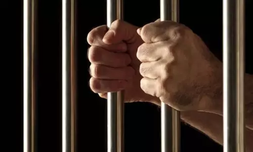 Odisha : जाजपुर में युवक ने आत्महत्या का प्रयास किया Odisha : जाजपुर में युवक ने आत्महत्या का प्रयास किया
