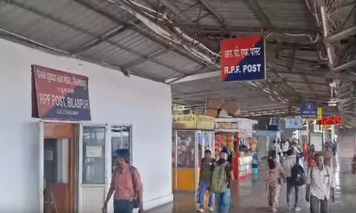 चलती ट्रेन में मारपीट, बिलासपुर RPF ने सभी को किया गिरफ्तार