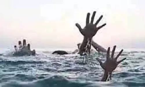 Jharkhand: नाले में डूबने से तीन  की मौत, मचा कोहराम