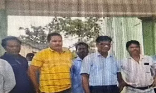 Odisha : केंद्रपाड़ा में गलत वारंट पर हेडमास्टर गिरफ्तार, पुलिस हिरासत में
