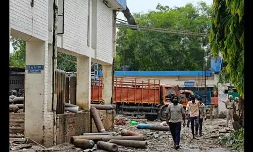 मोहाली में ऑक्सीजन सिलेंडर प्लांट में विस्फोट से दो लोगों की मौत