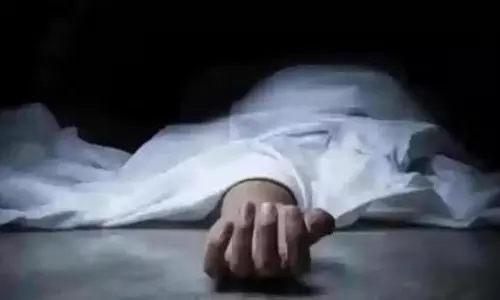 जम्मू-कश्मीर के उधमपुर में मिनी बस पलटने से महिला की मौत, 9 घायल