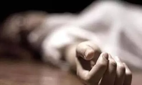 तिरुपुर में पारिवारिक झगड़ा रोकने गए 57 वर्षीय पुलिसकर्मी की हत्या तिरुपुर में पारिवारिक झगड़ा रोकने गए 57 वर्षीय पुलिसकर्मी की हत्या