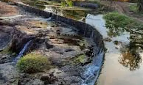 Kerala खुले नालों के लिए सुरक्षात्मक बाड़ लगाएगा एलएसजीडी ने ली जिम्मेदारी Kerala खुले नालों के लिए सुरक्षात्मक बाड़ लगाएगा एलएसजीडी ने ली जिम्मेदारी