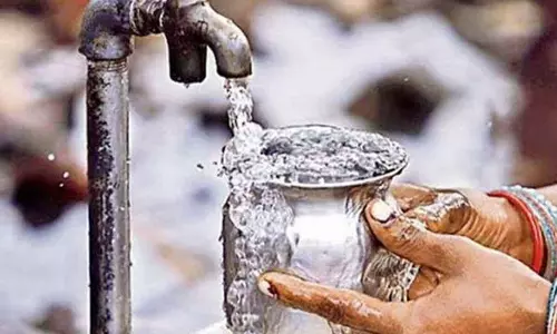 डायरिया की शिकायत पर कलेक्टर के निर्देशानुसार की गई पानी की जांच डायरिया की शिकायत पर कलेक्टर के निर्देशानुसार की गई पानी की जांच