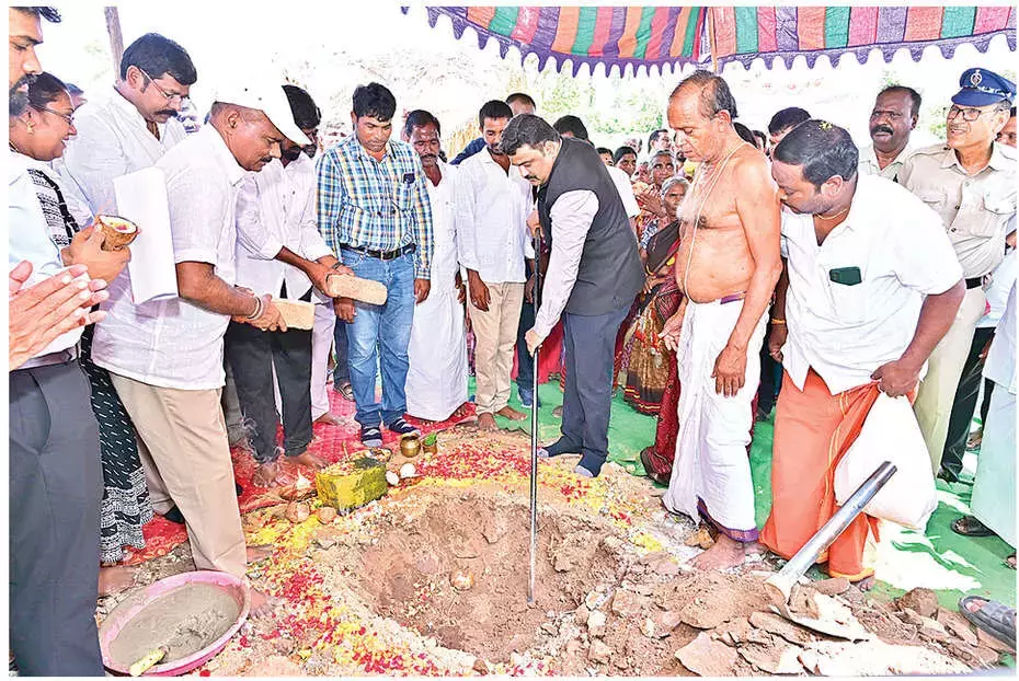 पेयजल समस्या के समाधान पर ध्यान दें: कलेक्टर पेयजल समस्या के समाधान पर ध्यान दें: कलेक्टर