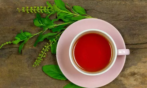 तुलसी के पत्ते, पेट की चर्बी घटाने का आसान घरेलू उपाय तुलसी के पत्ते, पेट की चर्बी घटाने का आसान घरेलू उपाय