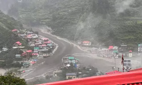 Kerala के धराली गांव में अचानक आई बाढ़ के बाद 28 पर्यटक लापता
