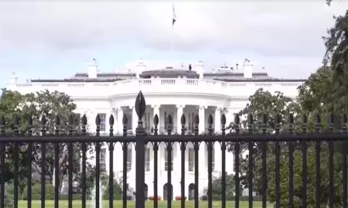 Trump व्हाइट हाउस में बॉलरूम क्यों बनवा रहे हैं?