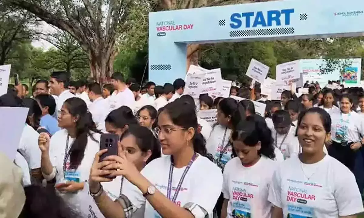 Telangana: हैदराबाद में संवहनी स्वास्थ्य जागरूकता पर वॉकथॉन का आयोजन Telangana: हैदराबाद में संवहनी स्वास्थ्य जागरूकता पर वॉकथॉन का आयोजन