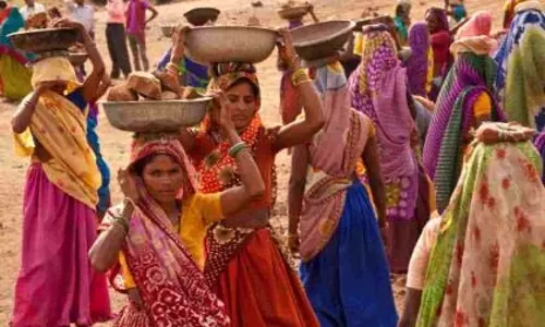 ग्राम रोजगार सहायकों का मानदेय बकाया; अनिश्चितकालीन काम बंद की चेतावनी
