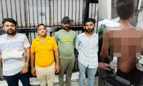मंडलेश्वर में युवक का अपहरण कर की गई बेरहमी से मारपीट मंडलेश्वर में युवक का अपहरण कर की गई बेरहमी से मारपीट
