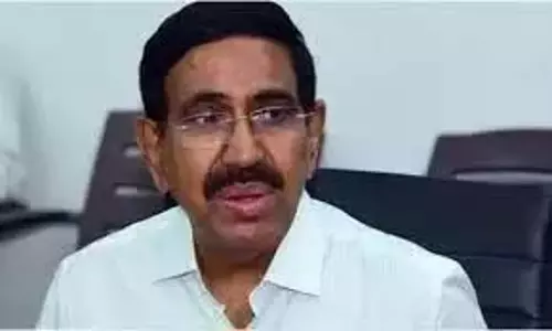 अमरावती में सरकारी कर्मचारियों के लिए 4,000 घर मार्च 2026 तक पूरे हो जाएँगे: Ponguru अमरावती में सरकारी कर्मचारियों के लिए 4,000 घर मार्च 2026 तक पूरे हो जाएँगे: Ponguru