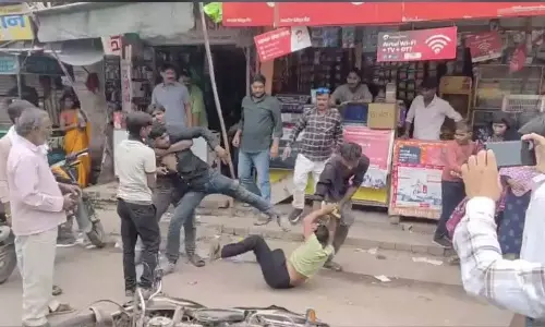 बहन ने छोले-भटूरे क्या खा लिए, भाई को संस्कारों का गैस्टिक अटैक आ गया, देखें VIDEO...