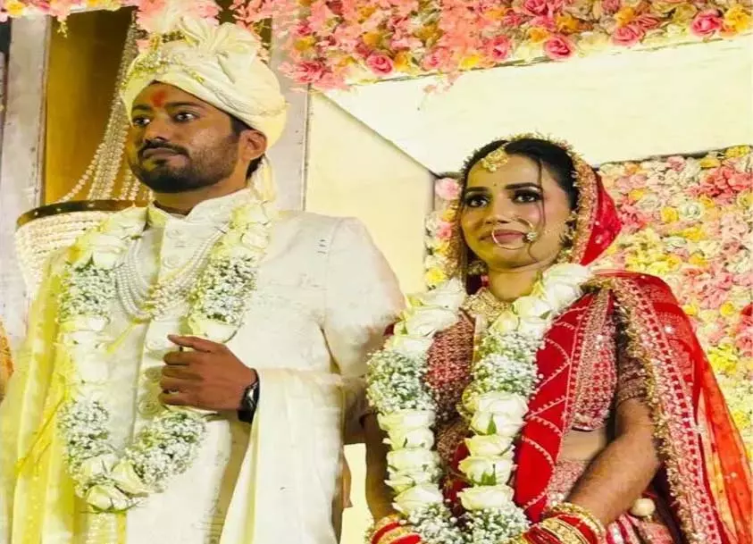 मर्चेंट नेवी अफसर पति की दरिंदगी का पता चला, पूरा इलाका रह गया सन्न मर्चेंट नेवी अफसर पति की दरिंदगी का पता चला, पूरा इलाका रह गया सन्न