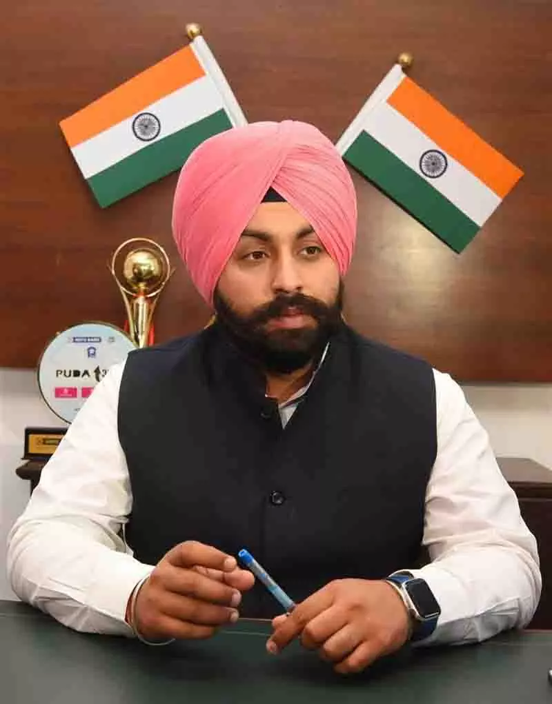 Punjab के मंत्री हरजोत सिंह बैंस को सिख कार्यक्रम में डांस कार्यक्रम पर तंखा मिला Punjab के मंत्री हरजोत सिंह बैंस को सिख कार्यक्रम में डांस कार्यक्रम पर तंखा मिला