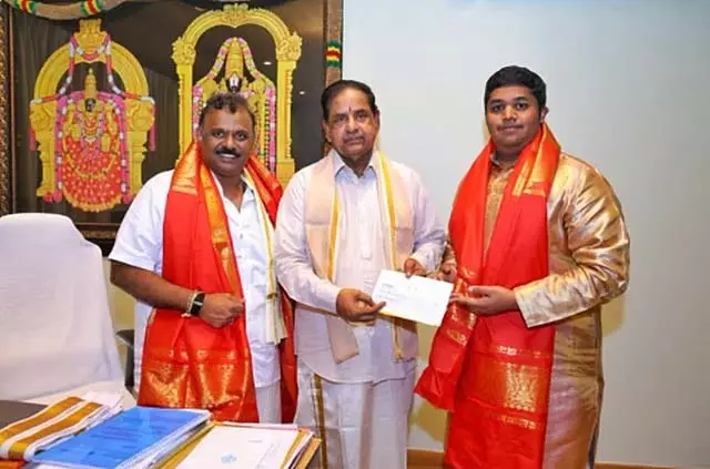 व्यवसायी ने तिरुपति फाउंडेशन को 1 करोड़ दान किये व्यवसायी ने तिरुपति फाउंडेशन को 1 करोड़ दान किये