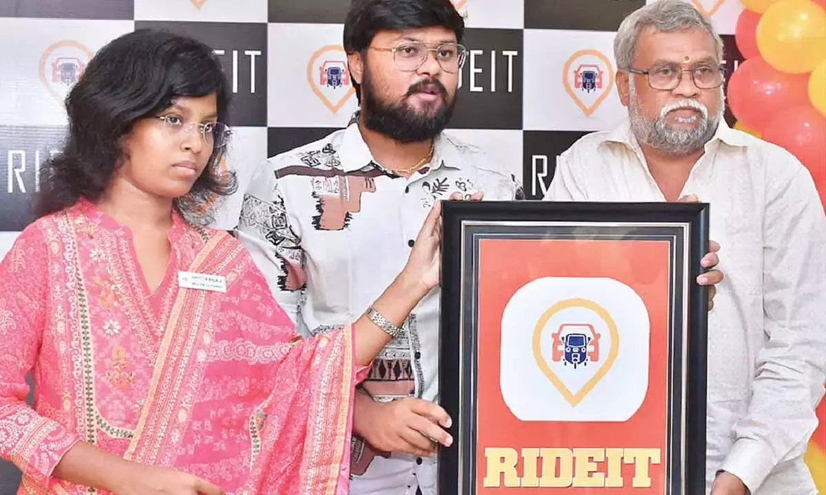 Andhra: नया राइड-हायरिंग ऐप लॉन्च किया गया Andhra: नया राइड-हायरिंग ऐप लॉन्च किया गया