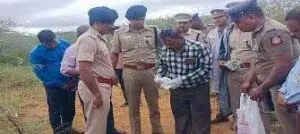 तिरुपुर: एसआई हत्या का आरोपी मुठभेड़ में मारा गया तिरुपुर: एसआई हत्या का आरोपी मुठभेड़ में मारा गया