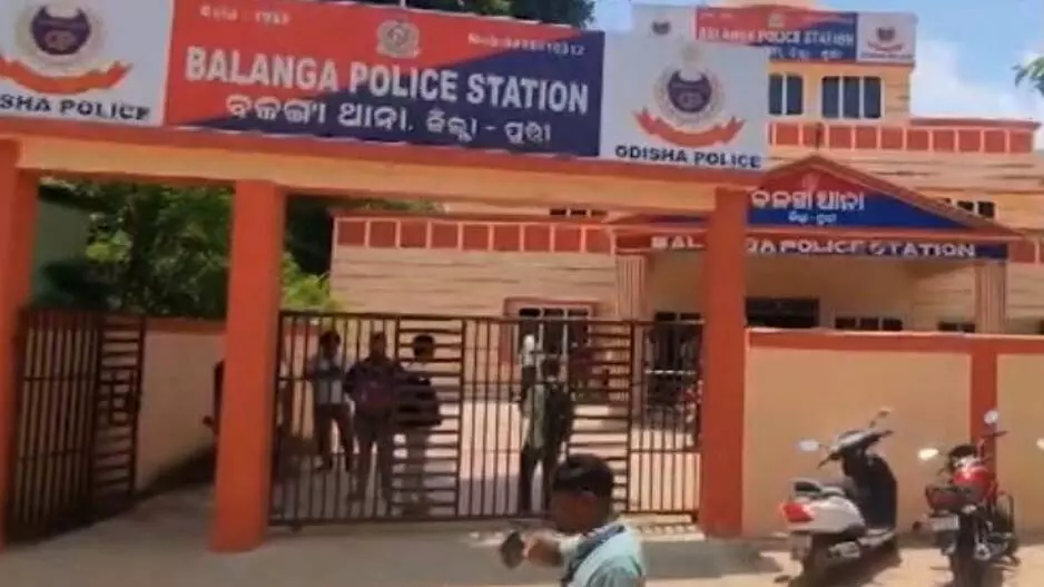 बीजद के पुरी बंद के बीच मृतक बलंगा लड़की के पिता की गिरफ्तारी बीजद के पुरी बंद के बीच मृतक बलंगा लड़की के पिता की गिरफ्तारी