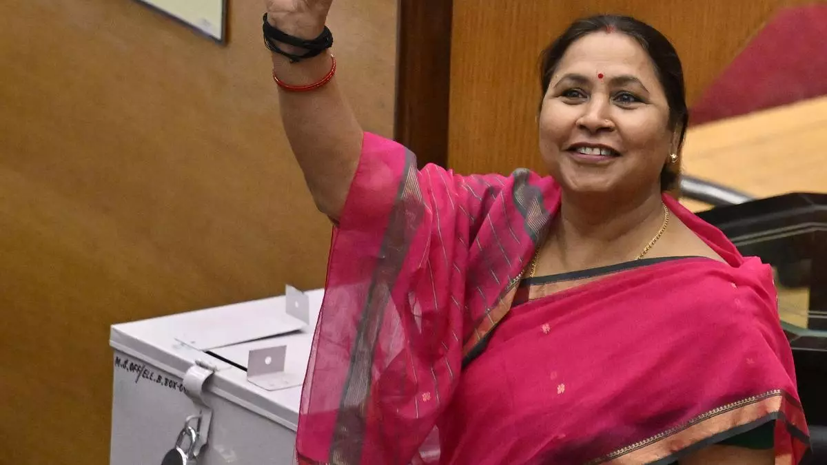 New Delhi: हथकरघा भारतीय आत्मनिर्भरता की पहचान: सत्या शर्मा New Delhi: हथकरघा भारतीय आत्मनिर्भरता की पहचान: सत्या शर्मा