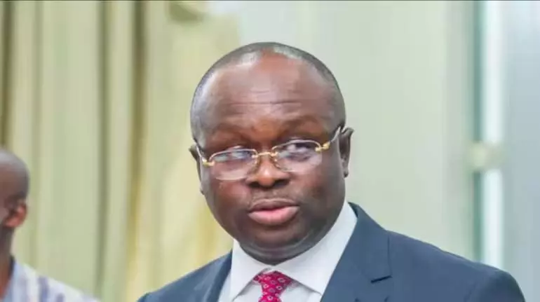 Ghana में हेलीकॉप्टर दुर्घटना में रक्षा और पर्यावरण मंत्रियों सहित 8 की मौत Ghana में हेलीकॉप्टर दुर्घटना में रक्षा और पर्यावरण मंत्रियों सहित 8 की मौत