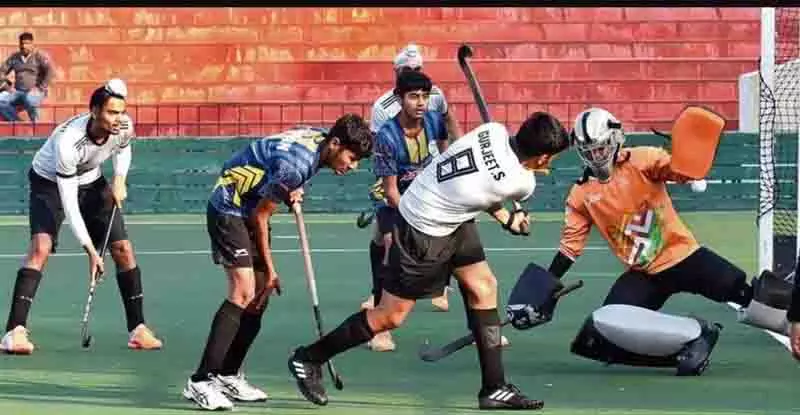 Chandigarh: खिलाड़ियों को उत्कृष्टता केंद्र के ट्रायल के लिए अयोग्य पाया गया, माता-पिता ने जताई नाराजगी Chandigarh: खिलाड़ियों को उत्कृष्टता केंद्र के ट्रायल के लिए अयोग्य पाया गया, माता-पिता ने जताई नाराजगी