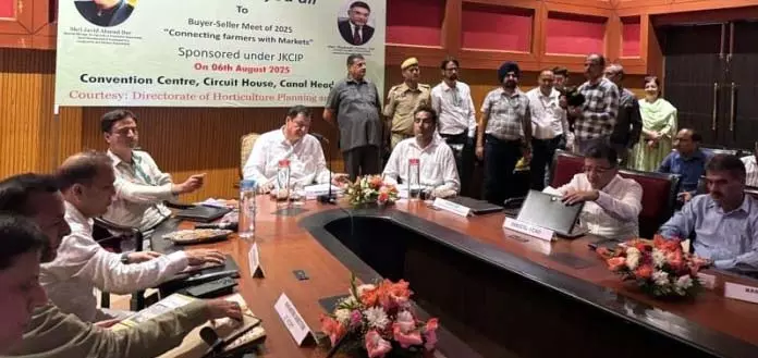 J&K में बागवानी व्यापार और बाजार संपर्क को बढ़ावा देने के लिए क्रेता-विक्रेता बैठक आयोजित J&K में बागवानी व्यापार और बाजार संपर्क को बढ़ावा देने के लिए क्रेता-विक्रेता बैठक आयोजित