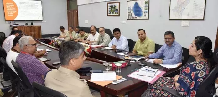 DC उधमपुर ने नशा विरोधी सख्त कदम उठाने का आह्वान किया DC उधमपुर ने नशा विरोधी सख्त कदम उठाने का आह्वान किया
