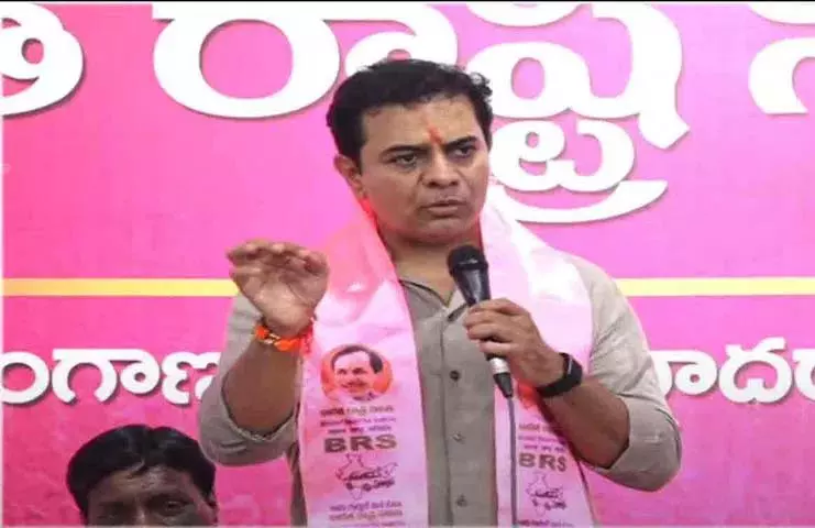 रेवंत केसीआर से इतना डरते क्यों हैं? केटीआर ने सीधे पूछा रेवंत केसीआर से इतना डरते क्यों हैं? केटीआर ने सीधे पूछा