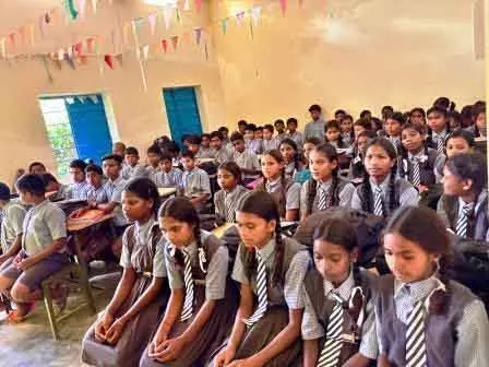 शासकीय माध्यमिक शाला पतरापाली में बाल कैबिनेट का गठन, बच्चों में दिखा उत्साह शासकीय माध्यमिक शाला पतरापाली में बाल कैबिनेट का गठन, बच्चों में दिखा उत्साह
