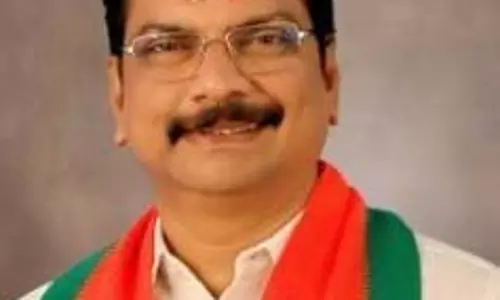 ट्रंप टैरिफ पर तमिलनाडु भाजपा प्रवक्ता का वार, बोले- भारत का उदय, अमेरिका का पतन
