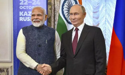 रूस से India के तेल आयात पर अमेरिका-यूरोप की दबावपूर्ण कूटनीति पर संपादकीय रूस से India के तेल आयात पर अमेरिका-यूरोप की दबावपूर्ण कूटनीति पर संपादकीय